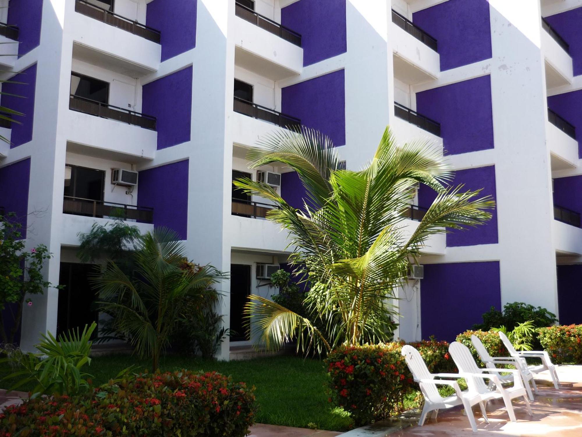 Hotel Debliz Campeche Kültér fotó